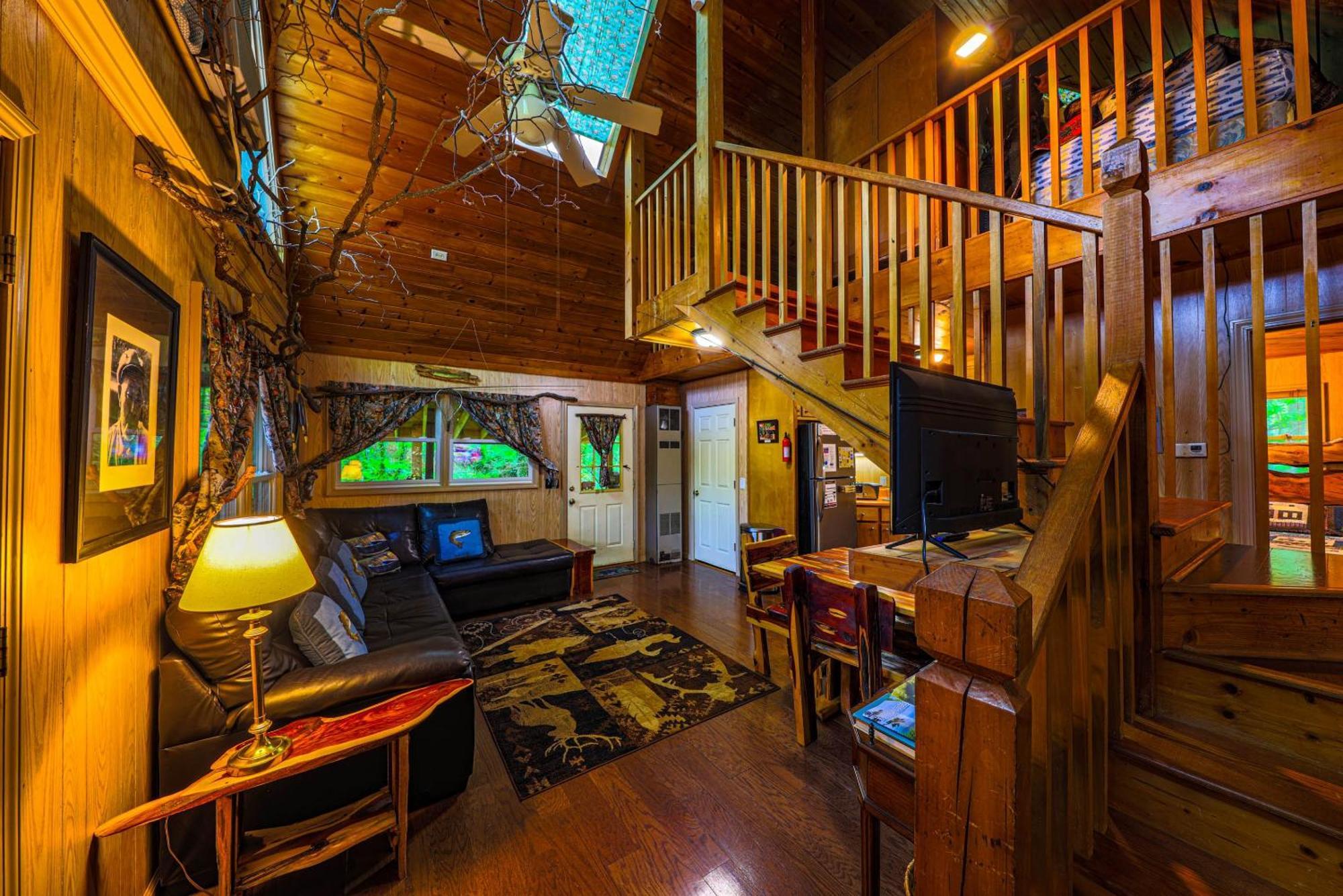 Bear Creek Lodge And Cabins In Helen Ga - Pet Friendly, River On Property, Walking Distance To Downtown Helen Extérieur photo