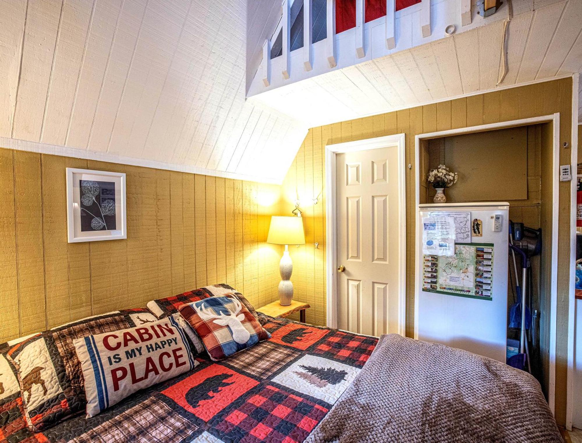 Bear Creek Lodge And Cabins In Helen Ga - Pet Friendly, River On Property, Walking Distance To Downtown Helen Extérieur photo