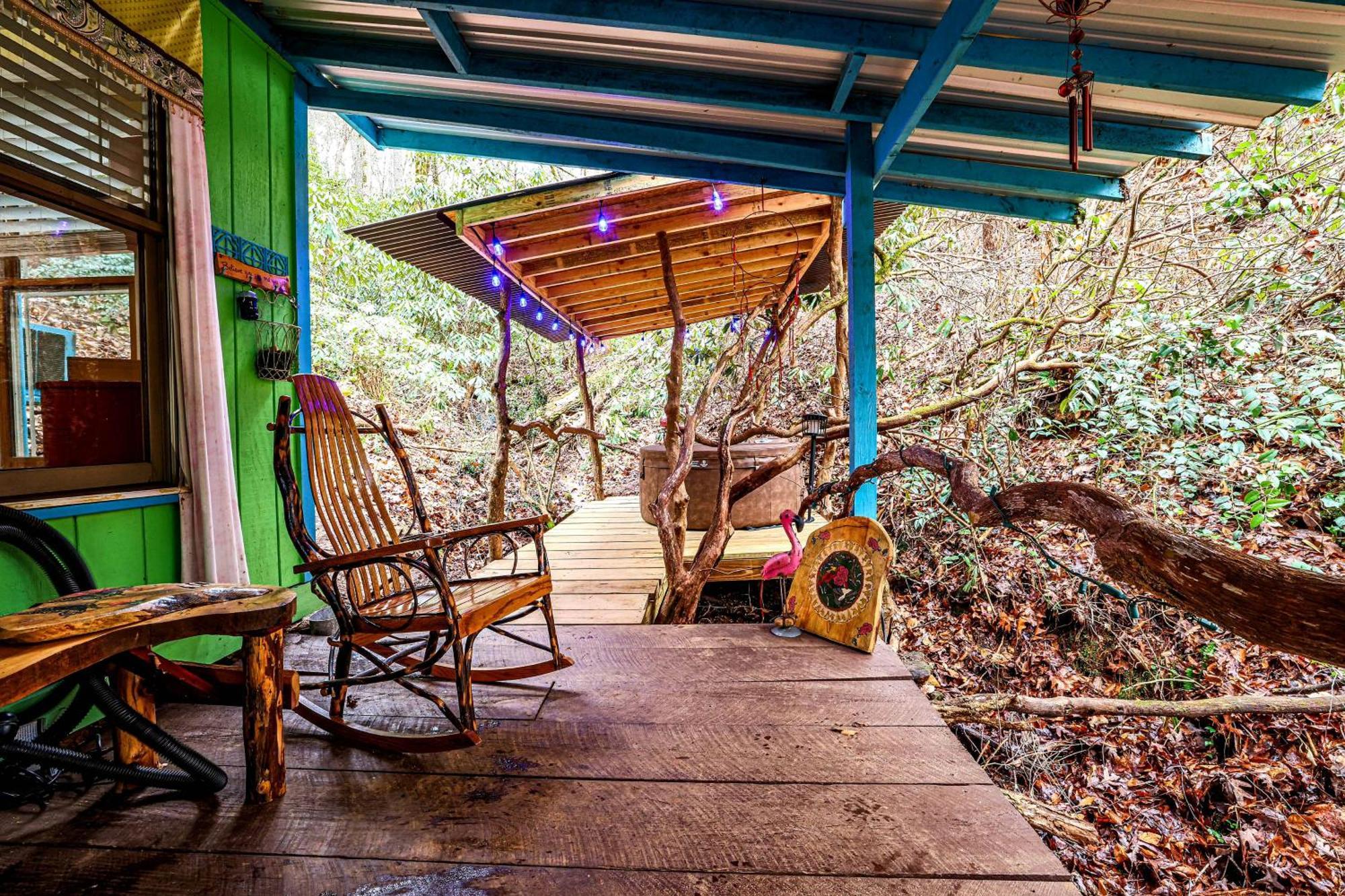 Bear Creek Lodge And Cabins In Helen Ga - Pet Friendly, River On Property, Walking Distance To Downtown Helen Extérieur photo